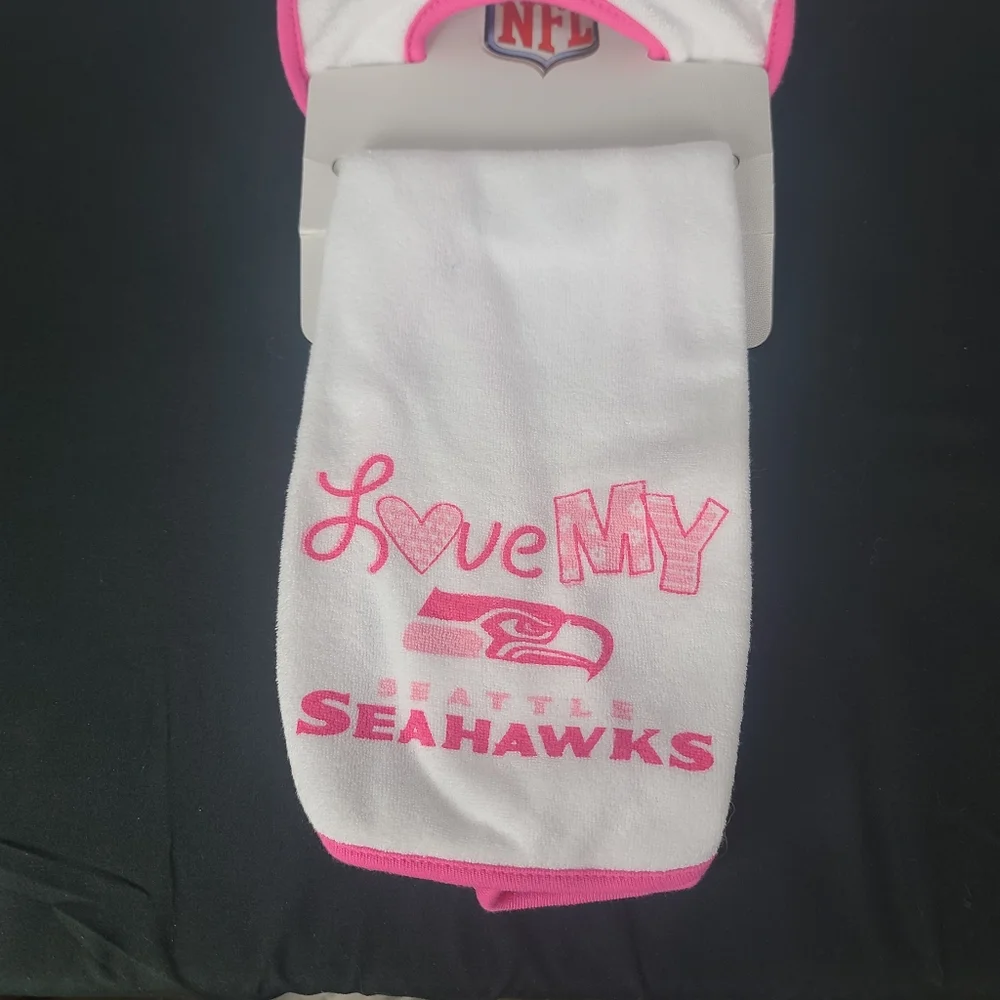 NFL SeaHawks 3 Piece Set 2 Bibs and 1 Burp Cloth.